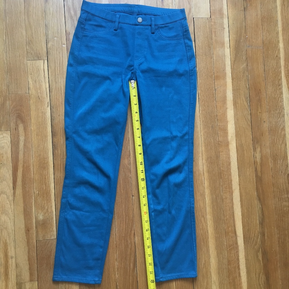 💙🚶‍♀️Uniqlo Stretchy Jeggings